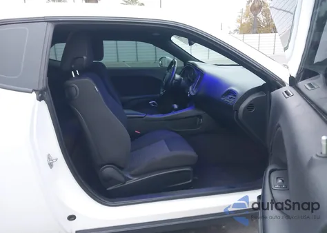 2018 Dodge Challenger Sxt from USA, damaged, VIN 2C3CDZAGXJH325340